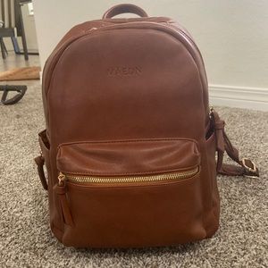 MEDIUM SADDLE ALL DAY BACKPACK